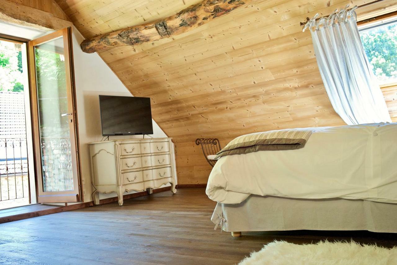 Chambres D'Hotes Des Lodges De La Cascade Yenne Zewnętrze zdjęcie