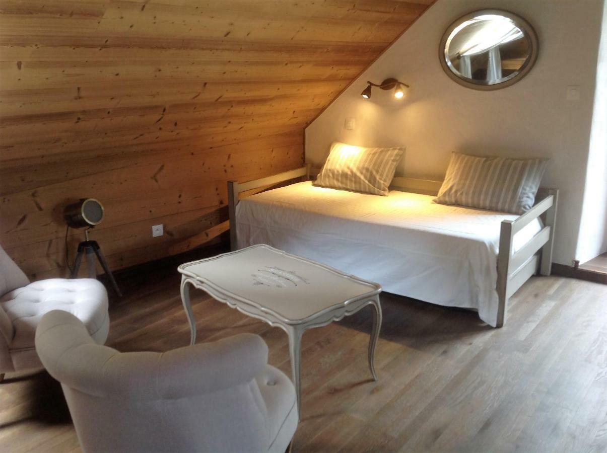 Chambres D'Hotes Des Lodges De La Cascade Yenne Zewnętrze zdjęcie